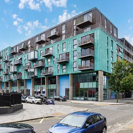 Premium Apartment - Allocated Parking - Great Location Plymouth Luaran gambar