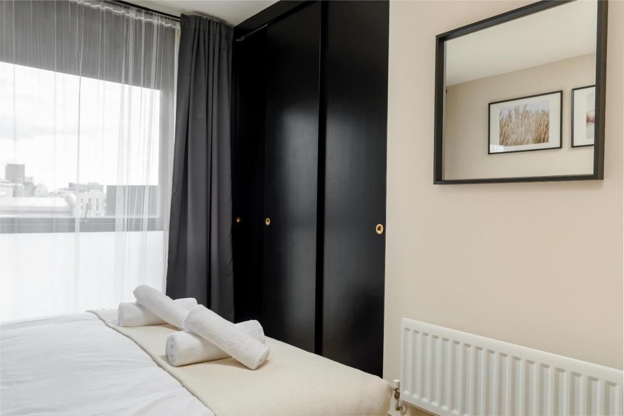 Premium Apartment - Allocated Parking - Great Location Plymouth Luaran gambar