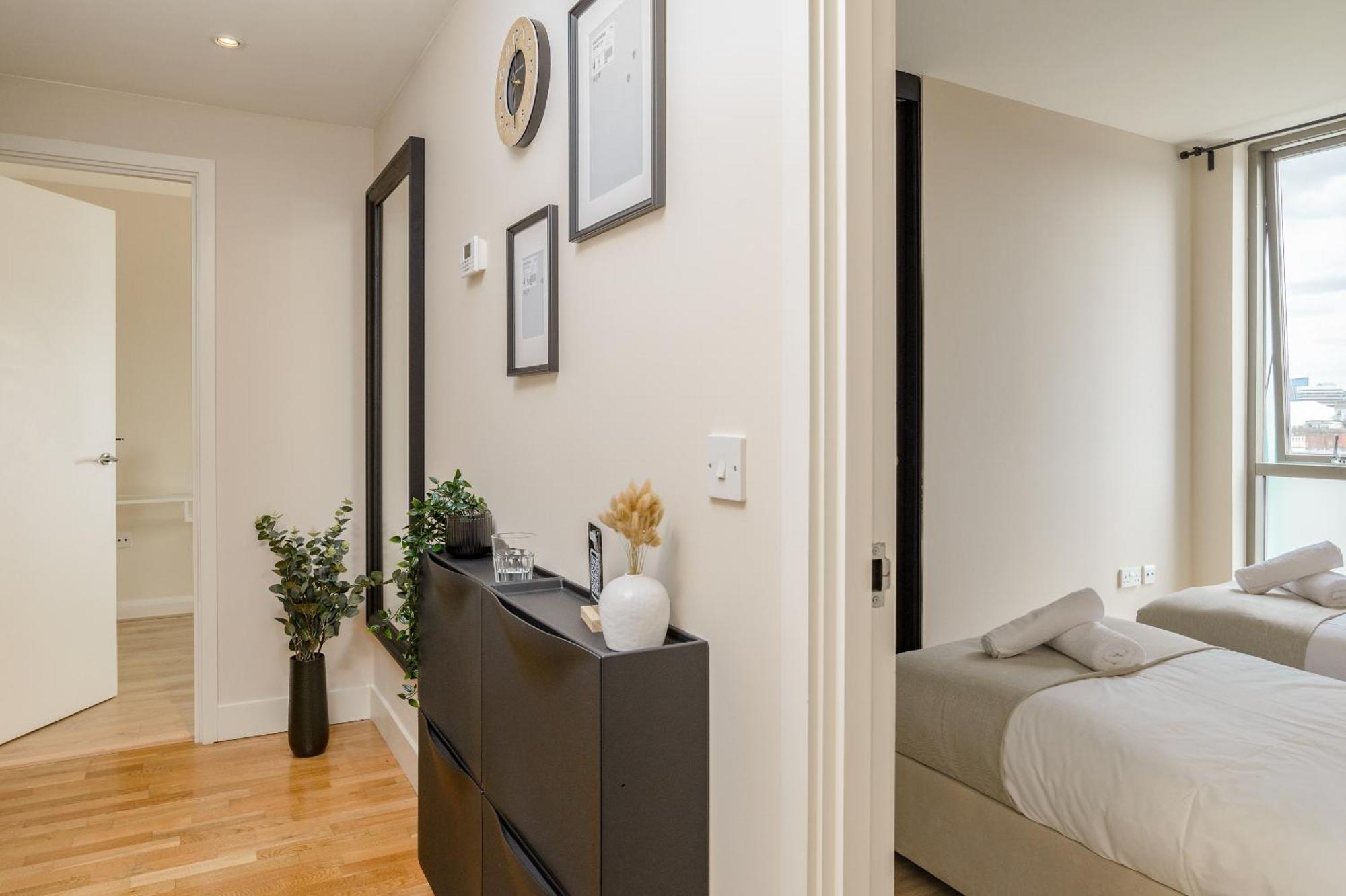 Premium Apartment - Allocated Parking - Great Location Plymouth Luaran gambar